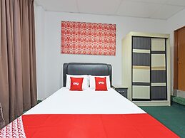 Oyo 90631 Syahirah Hotel