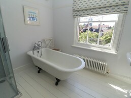 Lighthouse View, Southwold