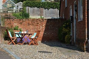 1 The Old Coach House