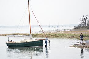 Upper Lodge, Shotley