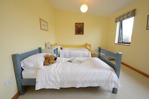 Upper Lodge, Shotley