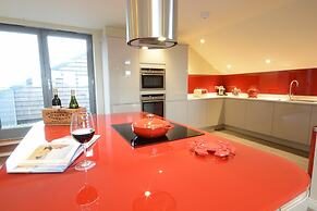 King George Penthouse