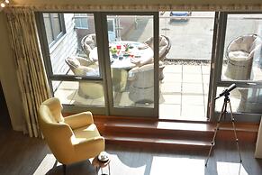 King George Penthouse