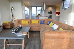 King George Penthouse