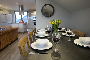 King George Penthouse