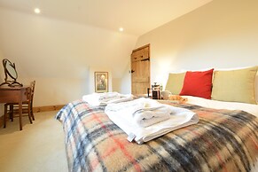 1 Tunns Cottages, Rushmere, nr Beccles