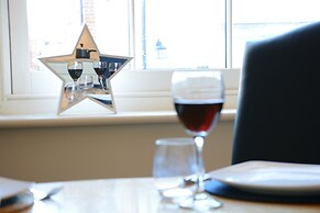 Skimming Stones, Aldeburgh