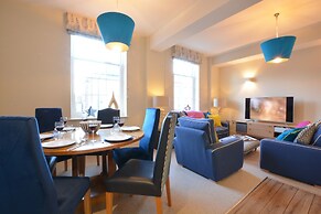 Skimming Stones, Aldeburgh