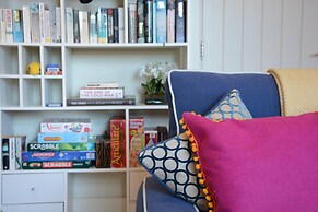 Skimming Stones, Aldeburgh