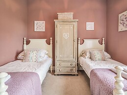 Hillcrest, Blythburgh