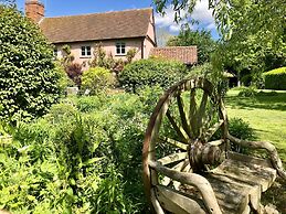 Rectory Farm Cottage, Rougham