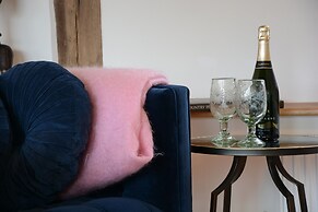 Fishpond House, Sotherton