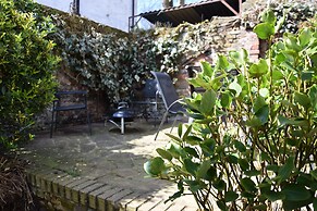 Satis Cottage, Westleton