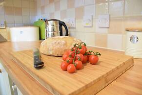 Bluebelle Cottage, Peasenhall