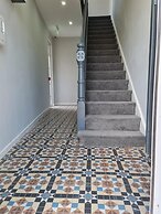 Luxury Apartment - Free Wi-fi & Parking NO Deposit