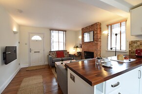 1 Tailors Cottage, Woodbridge