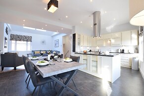 Pier View, Southwold