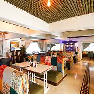 Bloom Boutique - Bandra