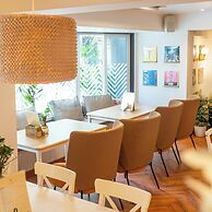 Bloom Boutique - Bandra