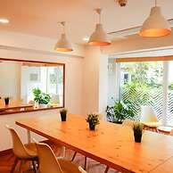 Bloom Boutique - Bandra