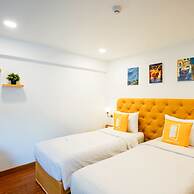 Bloom Boutique - Bandra