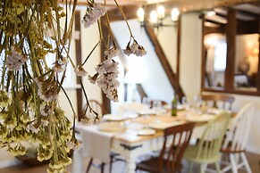 Church Farmhouse, Cookley