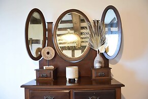 Church Farmhouse, Cookley