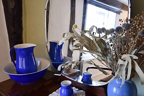 Church Farmhouse, Cookley