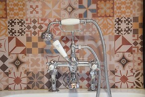 Church Farmhouse, Cookley