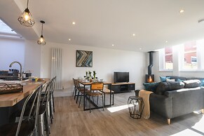 7 Old Grammar School, Leiston