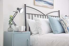 7 Old Grammar School, Leiston