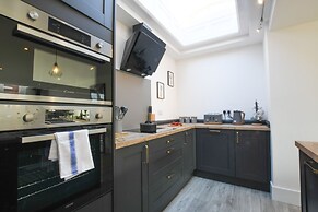 7 Old Grammar School, Leiston