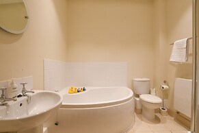 1 Eversley Court, Southwold