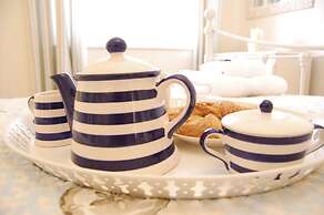 High Tide, Crabbe Street, Aldeburgh