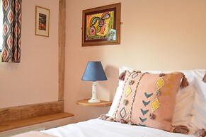 Onna's Stable, Sotherton