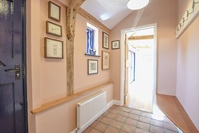 Onna's Stable, Sotherton