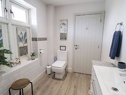 1 Coconut Cottage, Long Melford