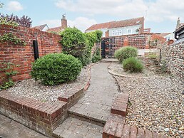 Dolphin Cottage, Southwold
