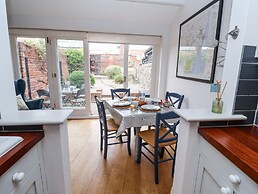 Dolphin Cottage, Southwold