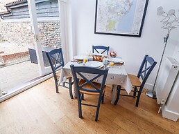 Dolphin Cottage, Southwold