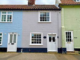 Dolphin Cottage, Southwold