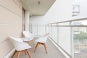 Apartment With Balcony Wolska by Renters