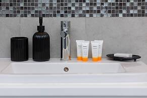 Apartment With Balcony Wolska by Renters