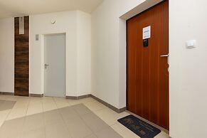 Apartment With Balcony Wolska by Renters
