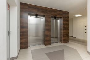 Apartment With Balcony Wolska by Renters