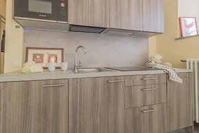 Tiny Duke Apartment in Varenna