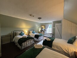 Stone Hearth Inn and Eatery