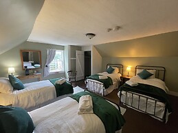 Stone Hearth Inn and Eatery