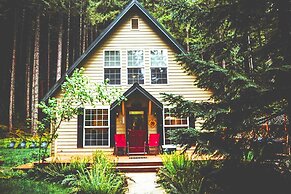 Elk Crossing Cozy Cabin At Crystal Mountain 3 Bedroom Home by RedAwnin