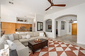 Casa Highland 3 Bedroom Home by RedAwning